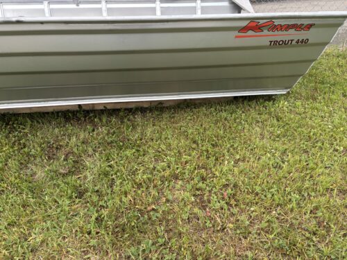 TROUT 440
