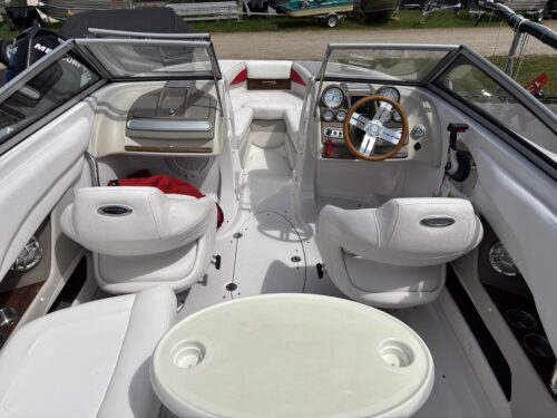 GLASTRON GLS 215