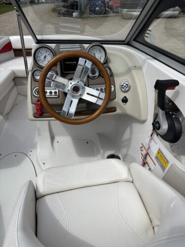 GLASTRON GLS 215